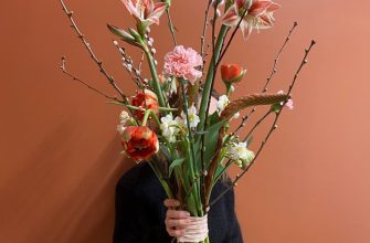 ispolzovanie rastitelnyh detaley i iskusstvennyh elementov